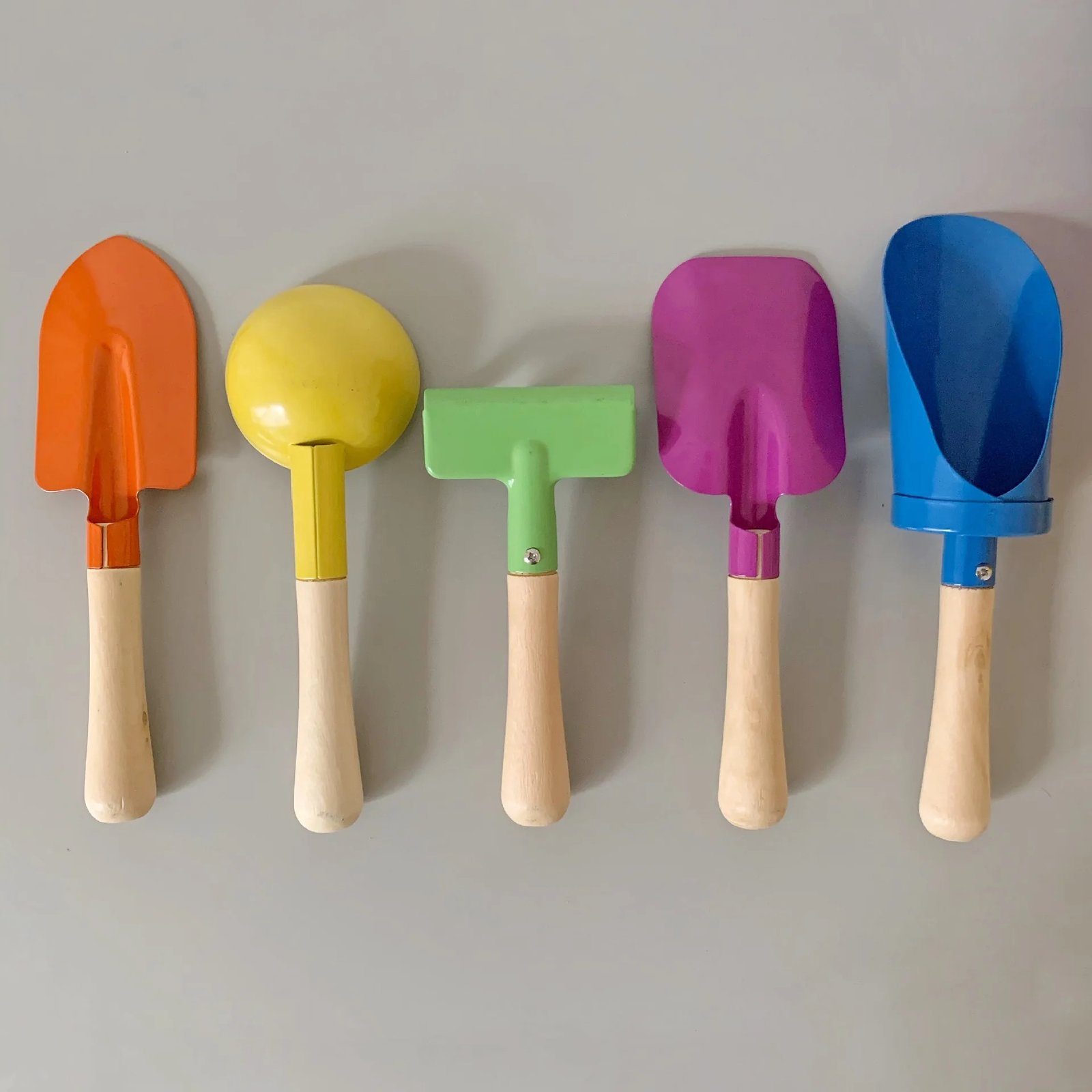 5-Piece Sand Shovel Set for Kids 5-Piece Sand Shovel Set for Kids - الصورة 2