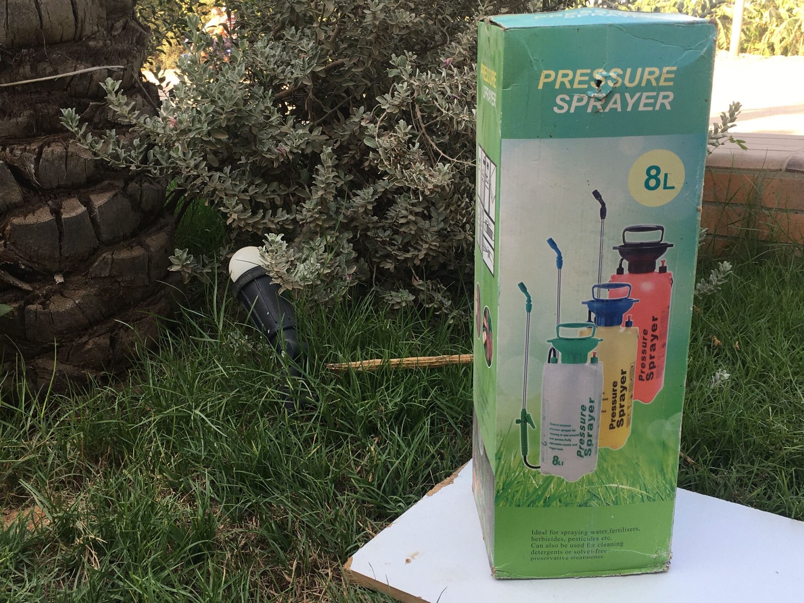 Pressure Sprayer 8litres Box of 8L pressure sprayer