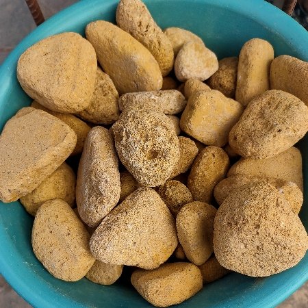 Natural Gravel – 8 to 10kg Bag Natural Gravel – 12 to 15kg Bag